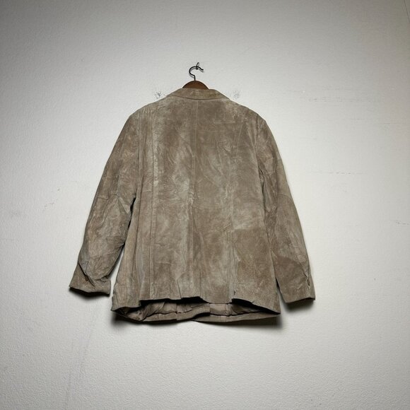 Elegant Beige Suede Blazer - Picture 2 of 14